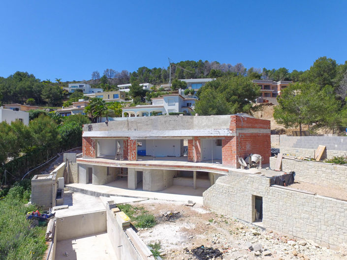 Image No.17-Villa for sale