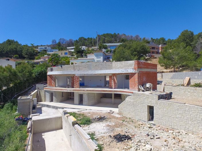 Image No.8-Villa for sale