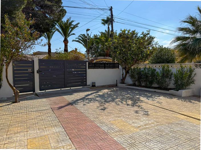Image No.35-4 Bed Villa for sale