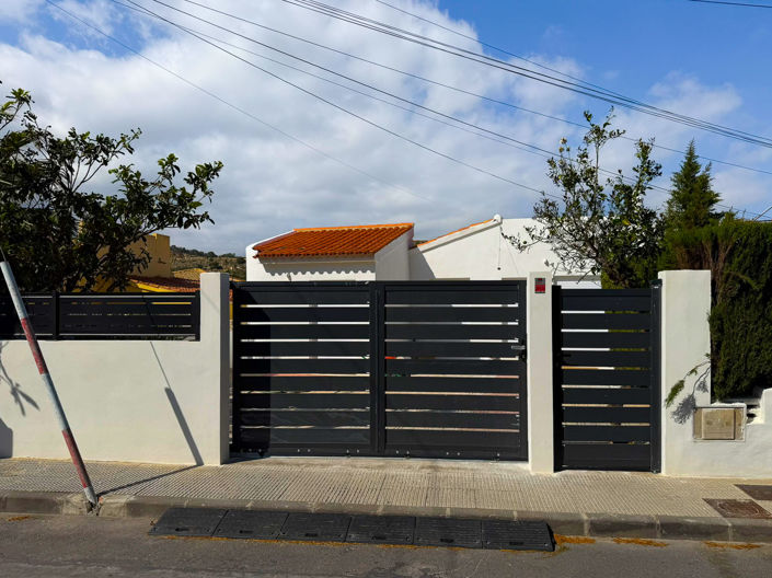Image No.36-4 Bed Villa for sale