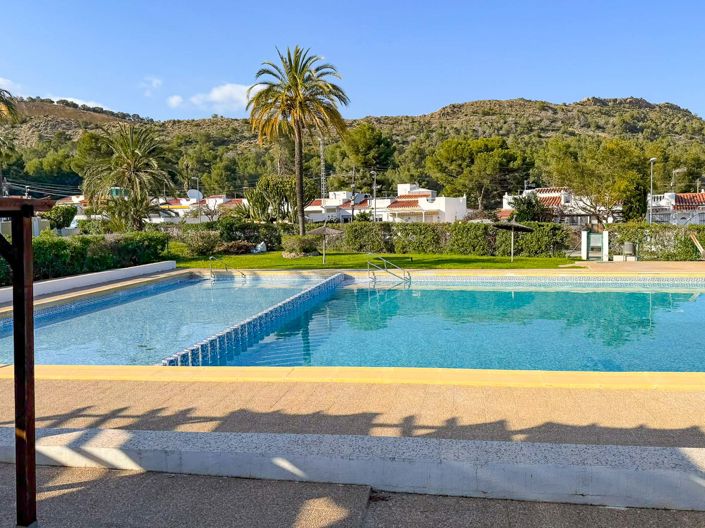 Image No.37-4 Bed Villa for sale