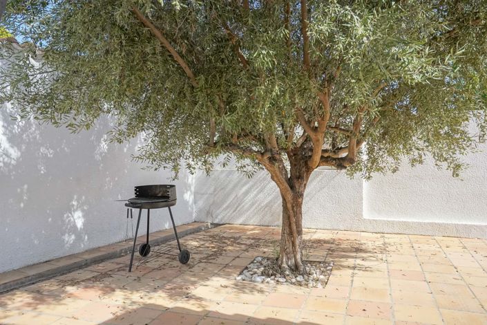 Image No.40-5 Bed Villa for sale