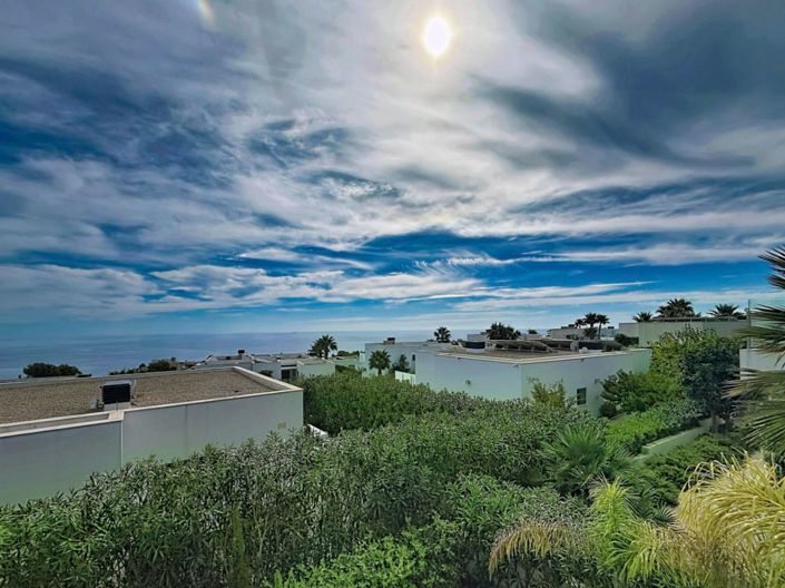 Image No.35-4 Bed Villa for sale