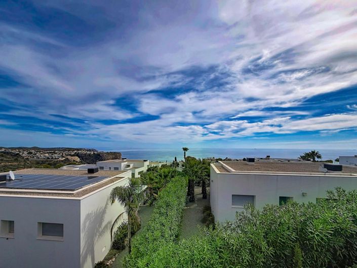Image No.37-4 Bed Villa for sale