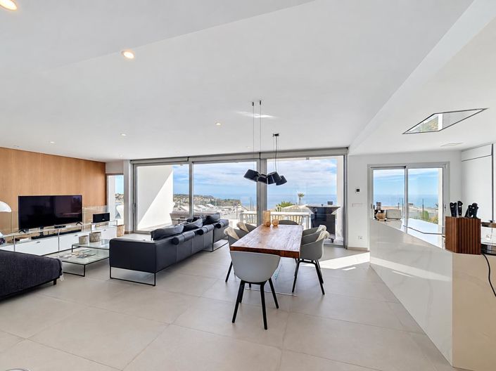Image No.4-4 Bed Villa for sale