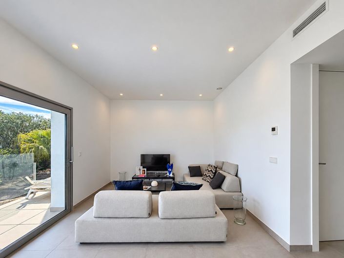 Image No.50-4 Bed Villa for sale