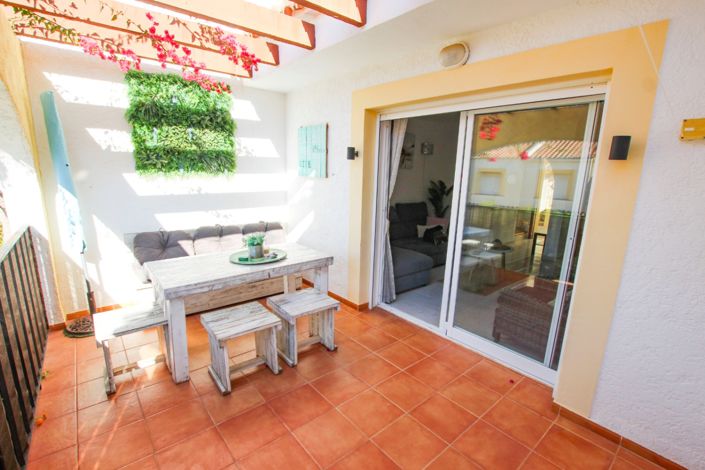 Image No.20-2 Bed Bungalow for sale