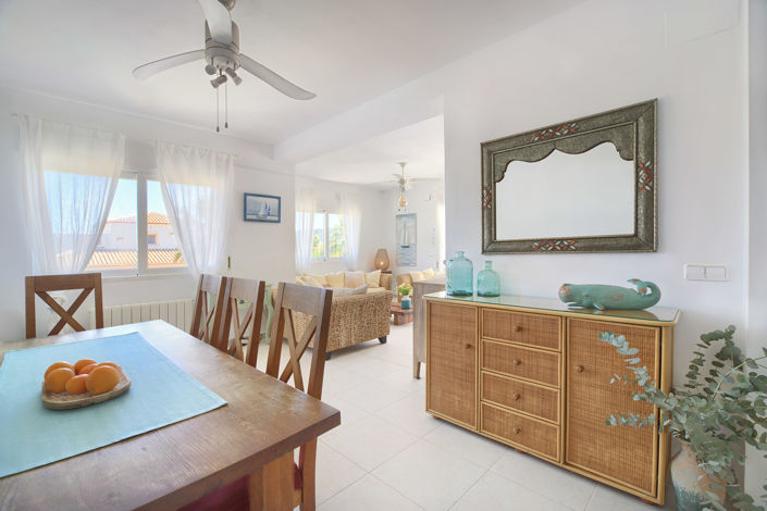 Image No.6-5 Bed Villa for sale