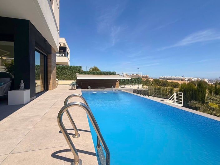 Image No.37-3 Bed Villa for sale