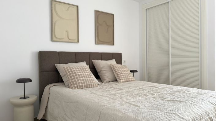 Image No.18-3 Bed Apartment for sale