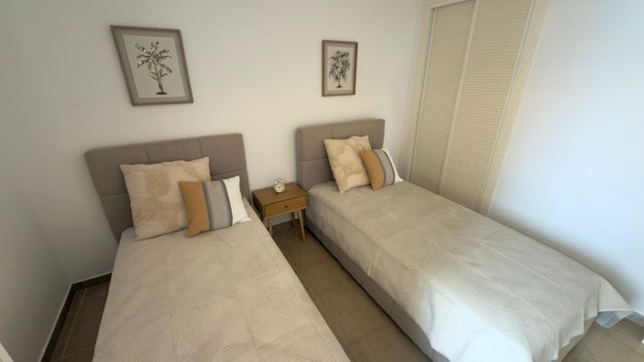 Image No.22-3 Bed Apartment for sale