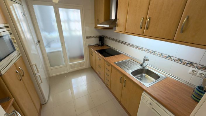 Image No.33-3 Bed Apartment for sale