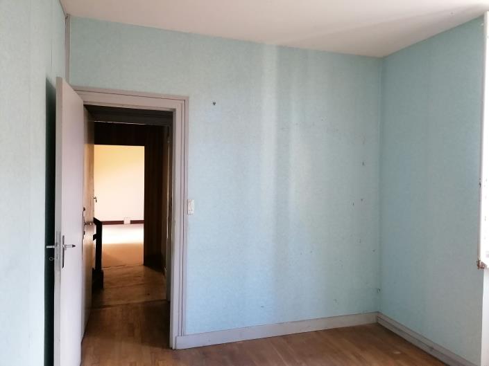 Image No.12-Maison de 5 chambres à vendre à Aubusson