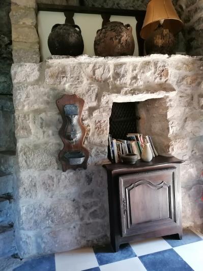 Image No.12-3 Bed Property for sale