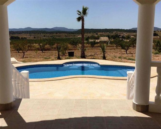 Image No.10-4 Bed Villa for sale