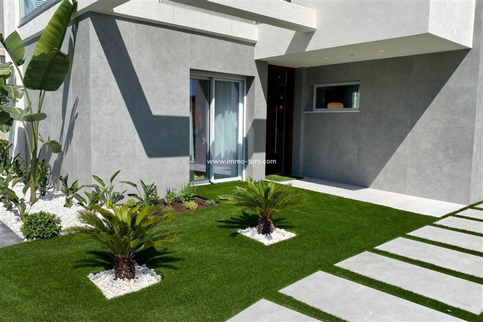 Image No.10-3 Bed Villa for sale