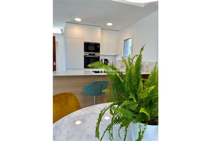 Image No.17-3 Bed Villa for sale