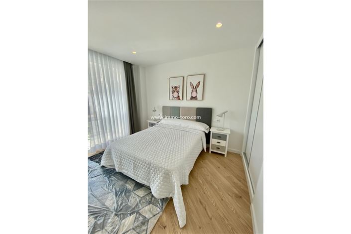 Image No.27-3 Bed Villa for sale