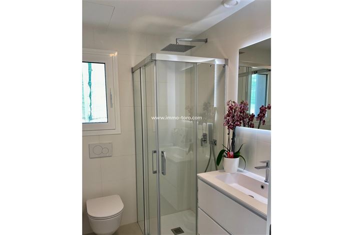 Image No.30-3 Bed Villa for sale