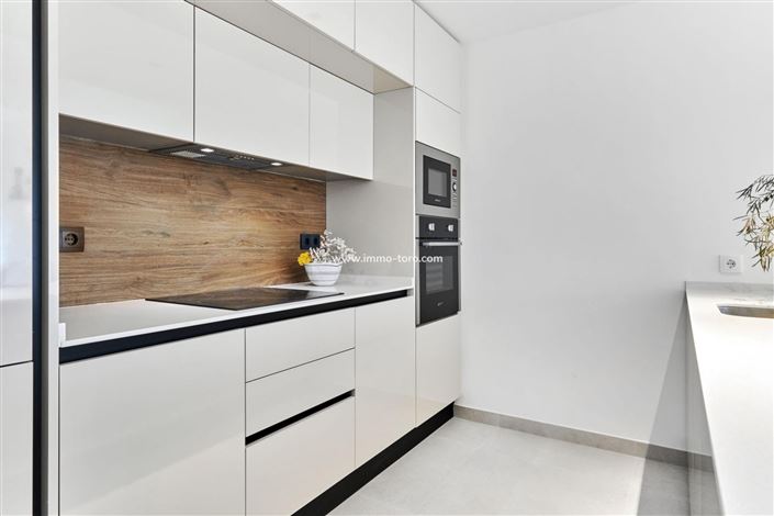 Image No.15-2 Bed Bungalow for sale