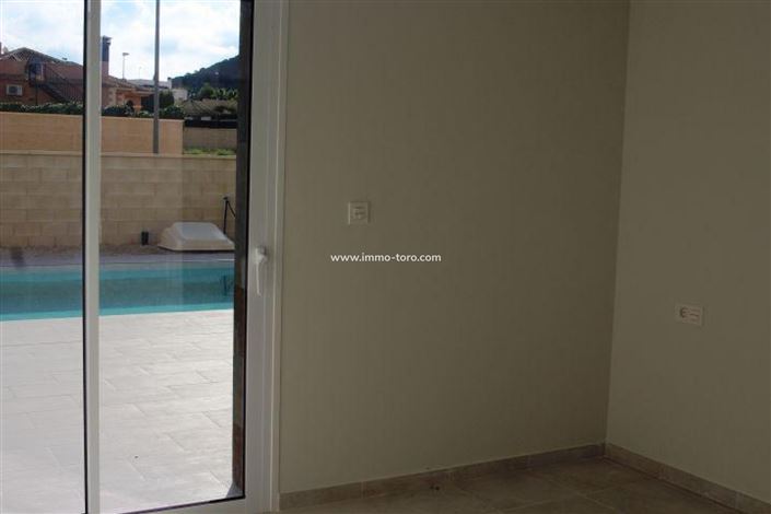 Image No.9-3 Bed Villa for sale