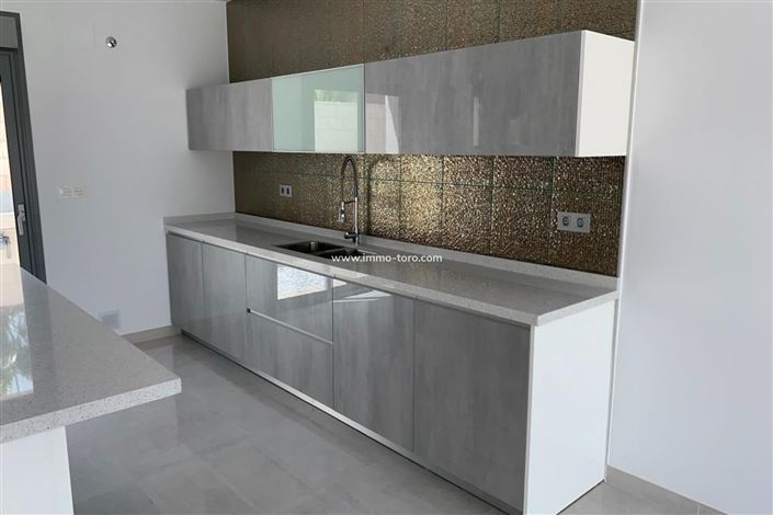 Image No.9-Villa de 4 chambres à vendre à Pinoso