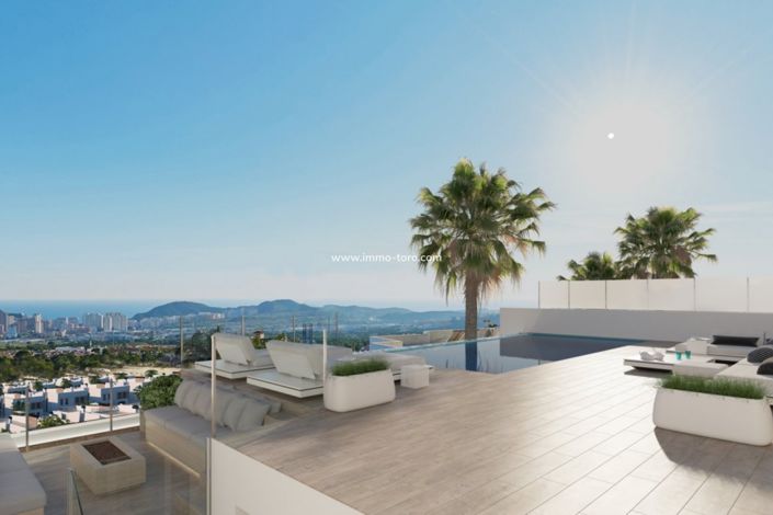 Image No.1-4 Bed Villa for sale