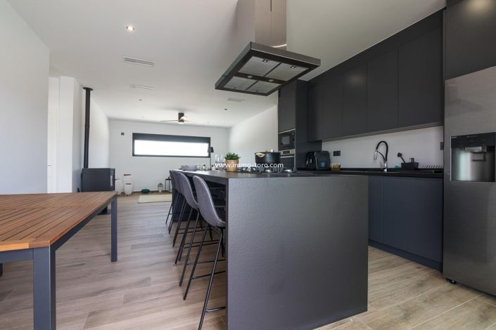 Image No.14-3 Bed Villa for sale