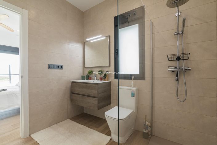 Image No.25-3 Bed Villa for sale