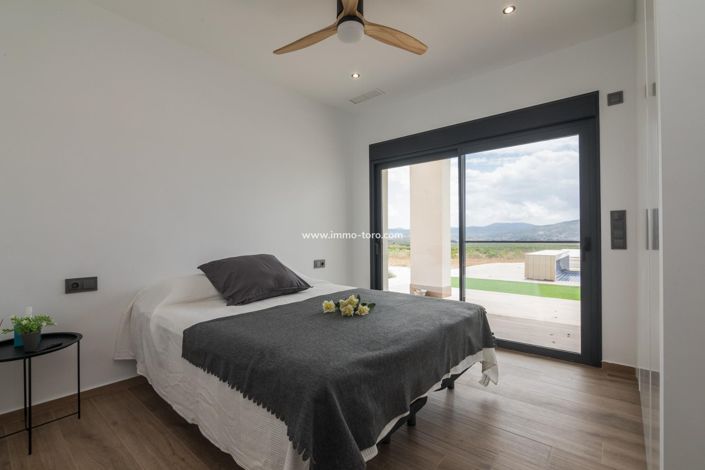 Image No.33-3 Bed Villa for sale