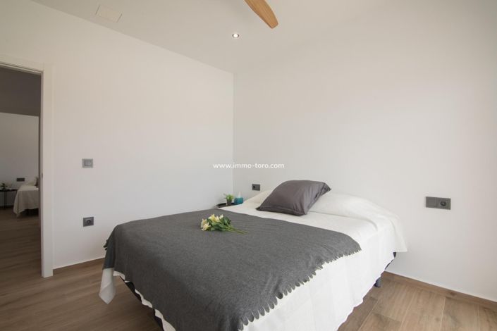 Image No.35-3 Bed Villa for sale