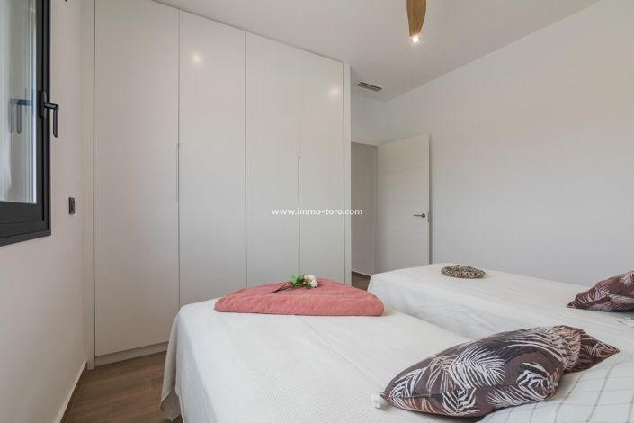 Image No.41-3 Bed Villa for sale