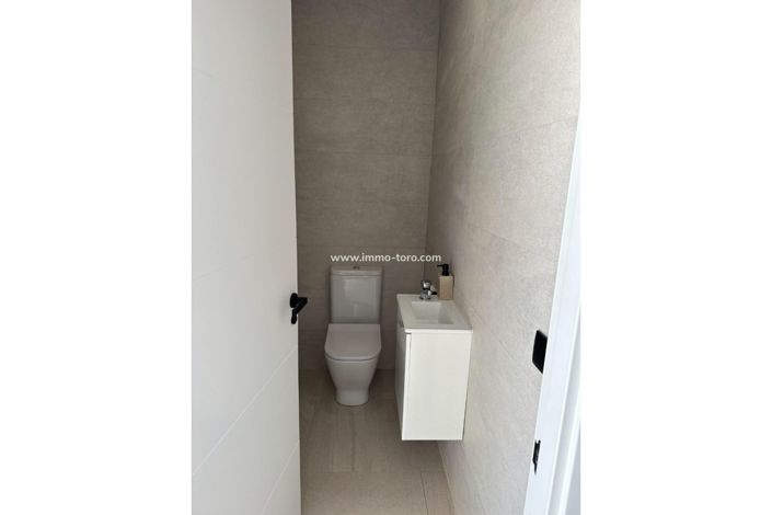 Image No.19-3 Bed Villa for sale