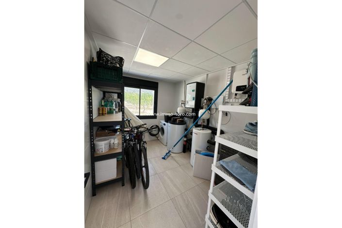 Image No.21-3 Bed Villa for sale