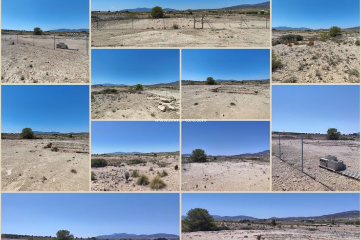 Image No.2-3 Bed Villa for sale