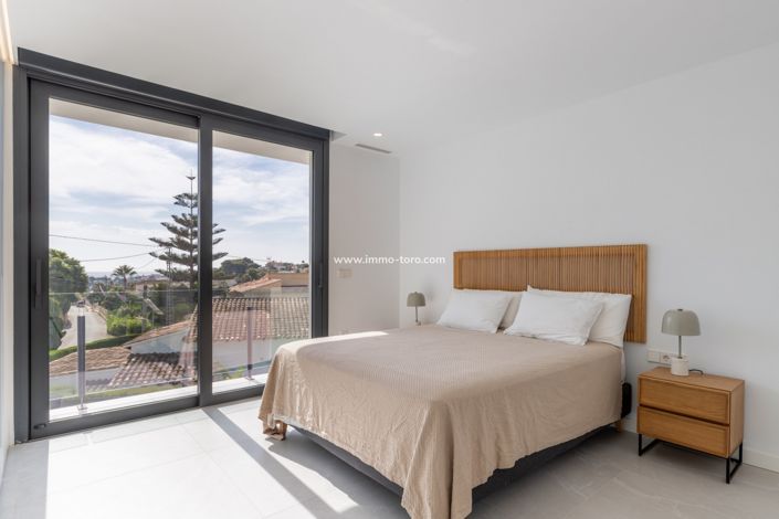 Image No.14-4 Bed Villa for sale