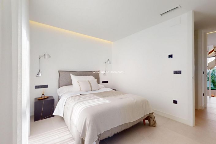 Image No.28-3 Bed Villa for sale