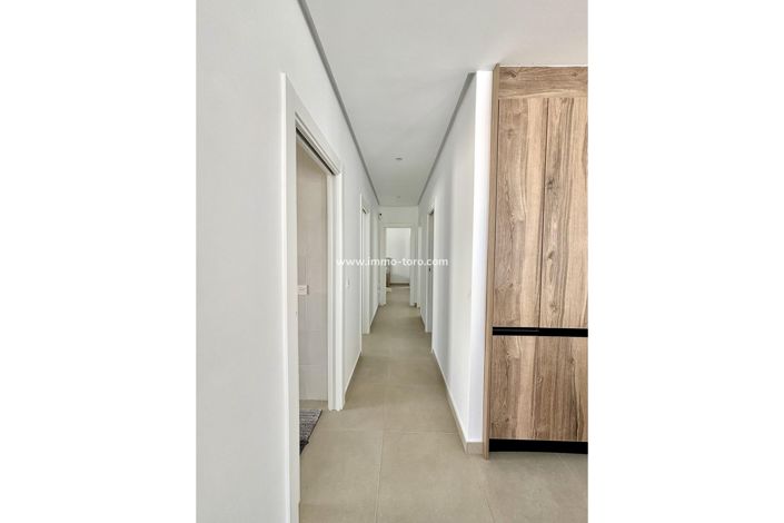 Image No.18-3 Bed Villa for sale