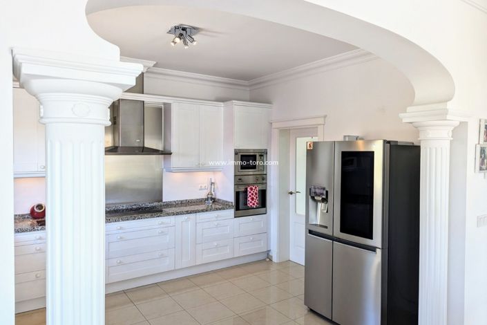 Image No.19-4 Bed Villa for sale