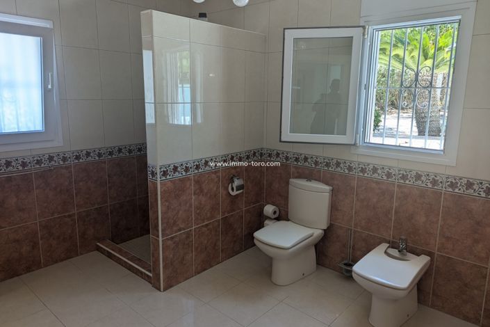 Image No.27-4 Bed Villa for sale