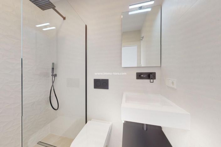 Image No.28-3 Bed Villa for sale