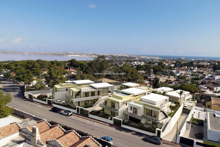 Image No.4-3 Bed Villa for sale