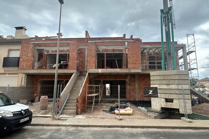 Image No.21-2 Bed Bungalow for sale