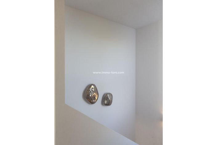 Image No.17-2 Bed Bungalow for sale