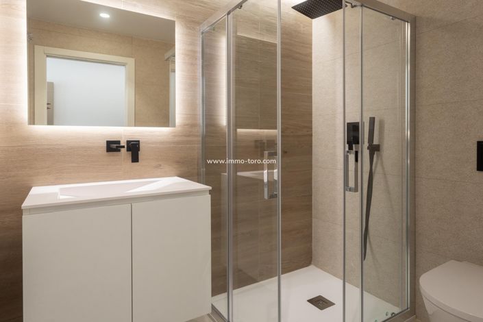 Image No.37-2 Bed Bungalow for sale