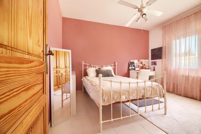 Image No.23-5 Bed Villa for sale