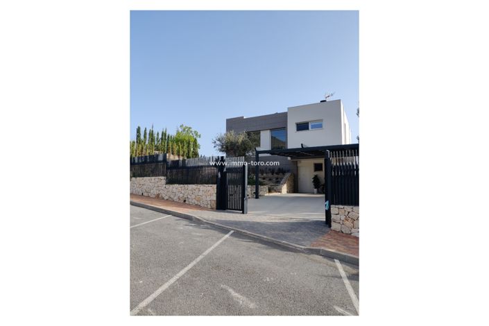 Image No.7-Villa de 3 chambres à vendre à Finestrat