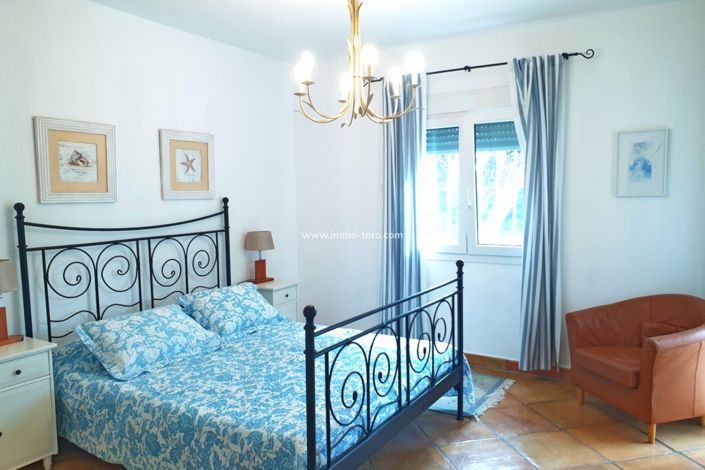 Image No.15-4 Bed Villa for sale