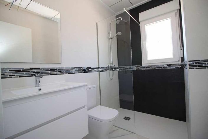 Image No.11-Villa de 4 chambres à vendre à Pinoso