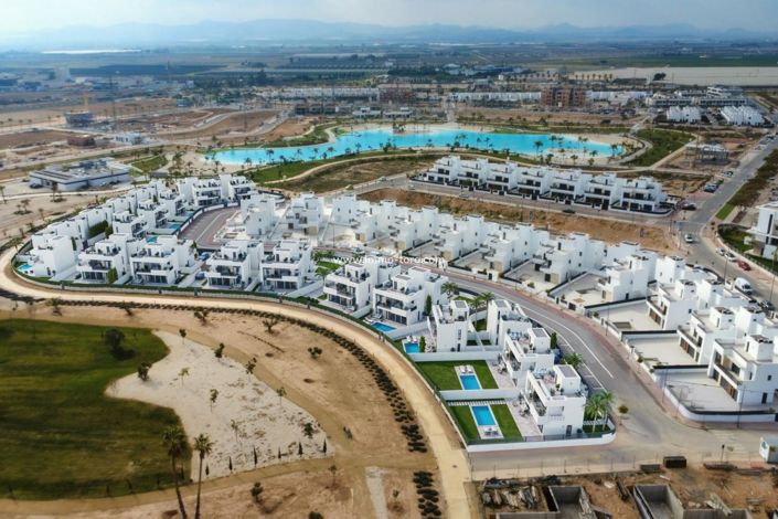 Image No.3-3 Bed Villa for sale